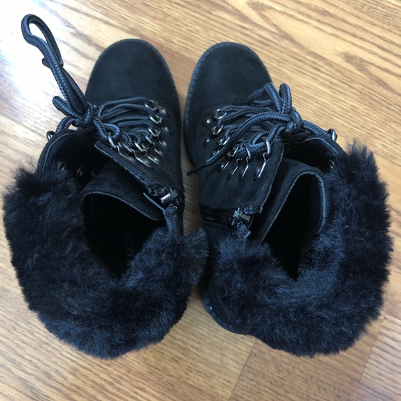 Top Moda Chunky Heel Boots - Picture 5 of 6